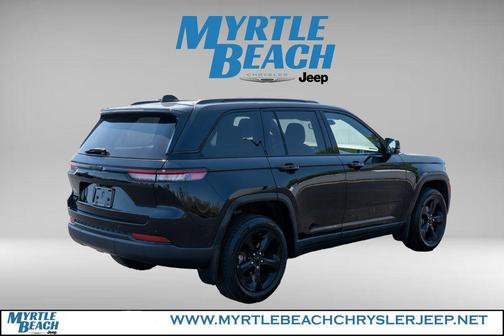 2023 Jeep Grand Cherokee Altitude