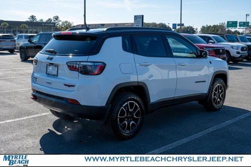 2026 Jeep Compass Trailhawk