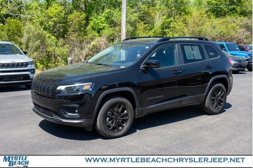 2023 Jeep Cherokee Altitude Lux 4x4