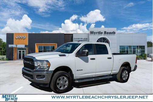 2024 RAM 2500 Big Horn Crew Cab 4x4 64' Box