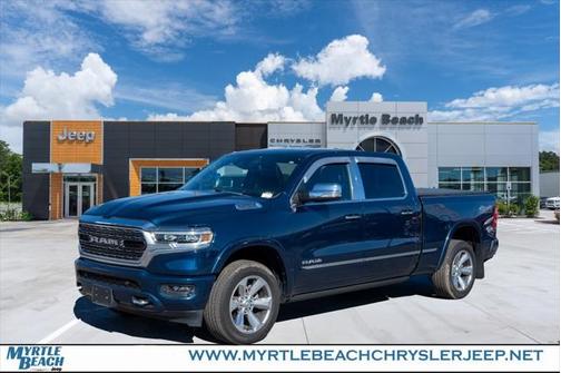 2022 RAM 1500 Limited Crew Cab 4x4 64' Box