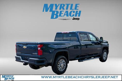 Northsky Blue Metallic 2022 Chevrolet Silverado 2500 High Country