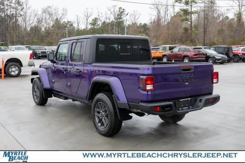 2026 Jeep Gladiator Sport S
