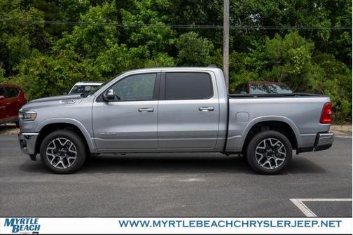 2025 RAM 1500 Laramie Crew Cab 4x4 57' Box
