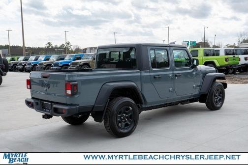 2026 Jeep Gladiator Sport