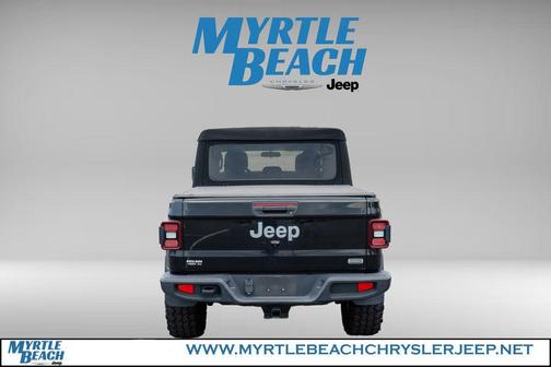 Black Clearcoat 2020 Jeep Gladiator Overland