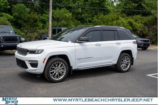 2023 Jeep Grand Cherokee Summit 4x2
