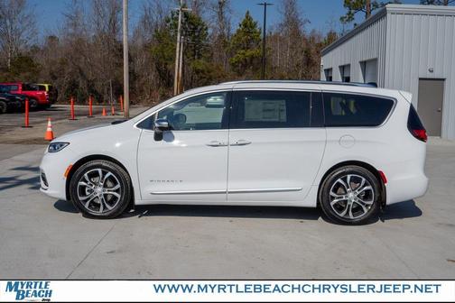 2026 Chrysler Pacifica L