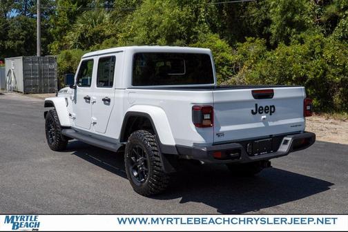 2025 Jeep Gladiator High Tide