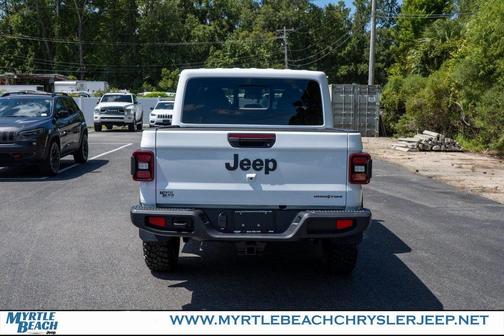2025 Jeep Gladiator High Tide