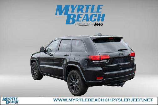 Diamond Black Crystal Pearlcoat 2020 Jeep Grand Cherokee Altitude