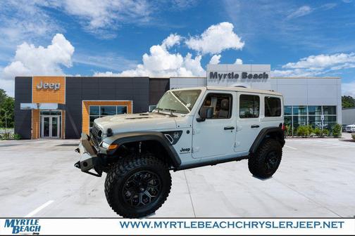 Bright White Clearcoat 2025 Jeep Wrangler Willys