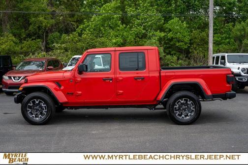 2025 Jeep Gladiator Sport S