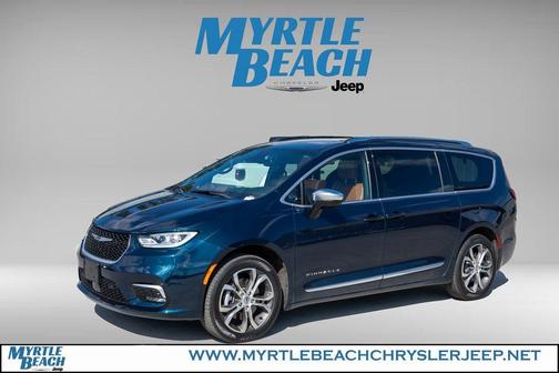 2025 Chrysler Pacifica L