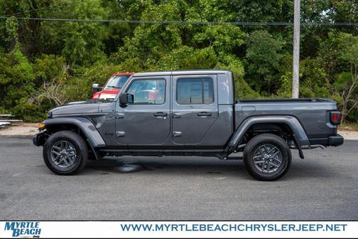 2025 Jeep Gladiator Sport S