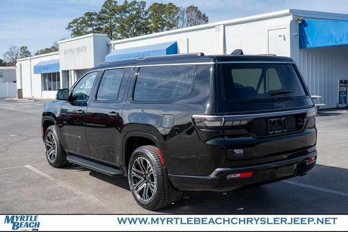 2026 Jeep Grand Wagoneer L 4x4