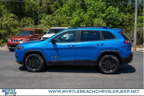 2023 Jeep Cherokee Altitude Lux 4x4