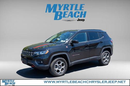 Diamond Black Crystal Pearlcoat 2022 Jeep Compass Trailhawk