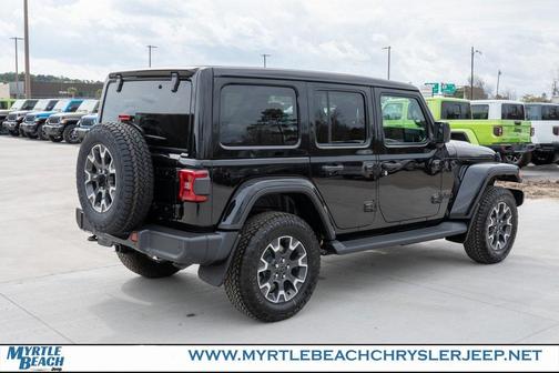2026 Jeep Wrangler 4-Door Sahara 4x4
