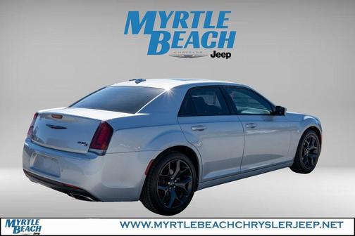 2023 Chrysler 300 S