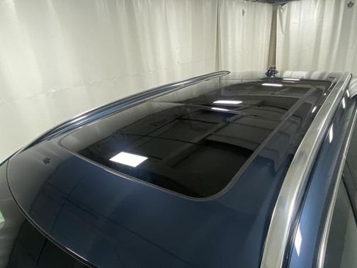 2025 Volvo XC90 B5 Core