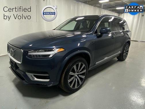 2025 Volvo XC90 B5 Core