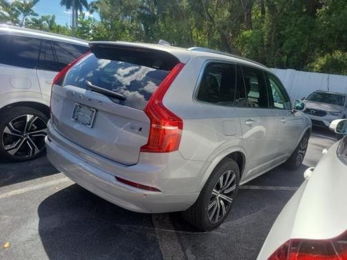 2023 Volvo XC90 B5 Core
