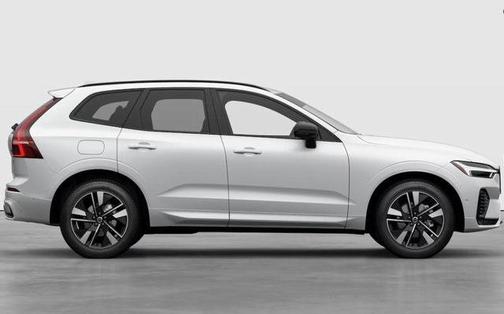 2026 Volvo XC60 B5 Plus