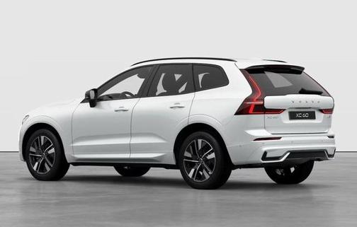 2026 Volvo XC60 B5 Plus