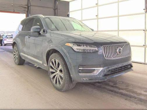 2024 Volvo XC90 B5 Plus Bright Theme