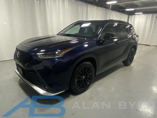 2023 Toyota Highlander XSE