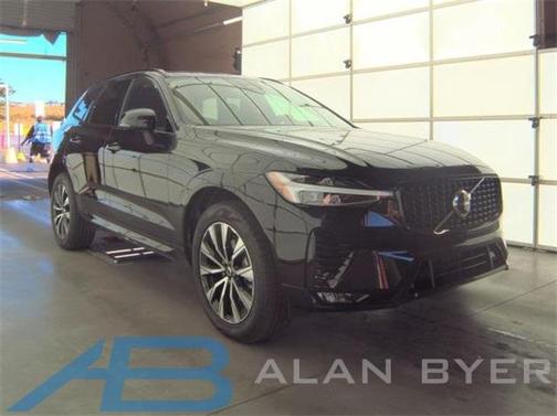 2025 Volvo XC60 B5 Core