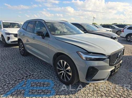 2025 Volvo XC60 B5 Plus