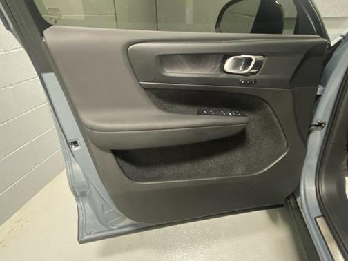 2023 Volvo C40 Recharge Pure Electric Twin Plus