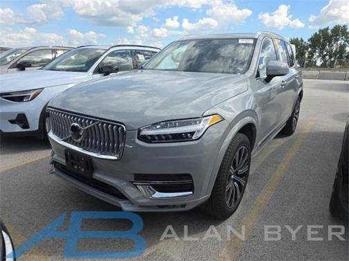 2025 Volvo XC90 B5 Core