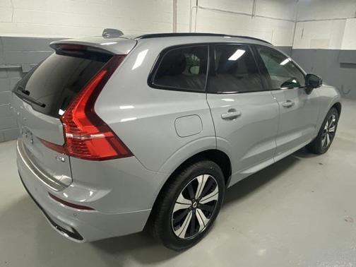 2025 Volvo XC60 Plug-In Hybrid T8 Core