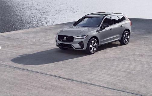 2025 Volvo XC60 Plug-In Hybrid T8 Core