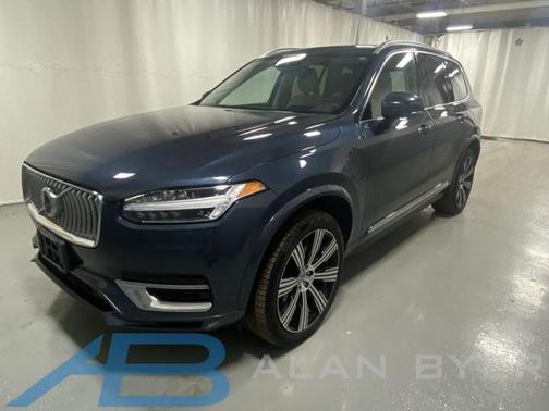 2022 Volvo XC90 Recharge Plug-In Hybrid T8 Inscription 6 Passenger