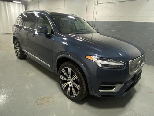 2022 Volvo XC90 Recharge Plug-In Hybrid T8 Inscription 6 Passenger