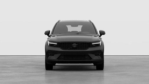 2026 Volvo XC40 B5 Ultra Black Edition