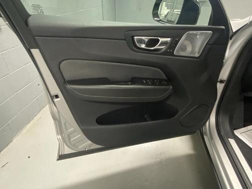 2022 Volvo XC60 Recharge Plug-In Hybrid T8 Polestar