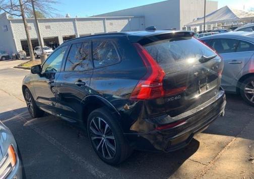 2023 Volvo XC60 Recharge Plug-In Hybrid T8 Plus Dark Theme