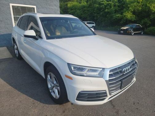 2018 Audi Q5 2.0T Premium Plus