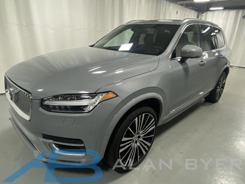 2024 Volvo XC90 B6 Ultimate Bright Theme 7-Seater
