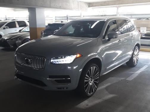 2024 Volvo XC90 B6 Ultimate Bright Theme 7-Seater