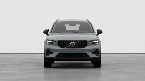2026 Volvo XC40 Plus, B5 AWD Gas (mild hybrid), Dark