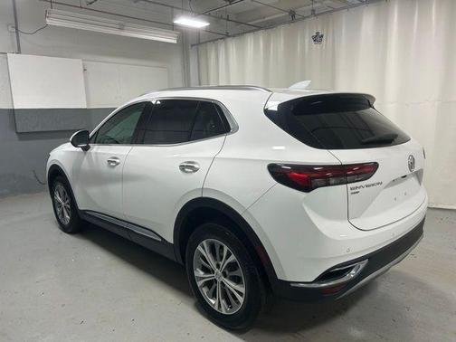Summit White 2022 Buick Envision AWD Preferred