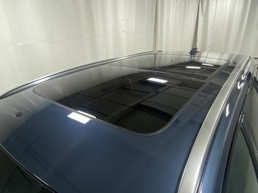 2025 Volvo V60 Cross Country B5 Plus