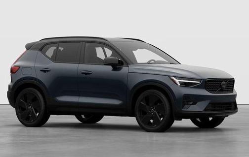 2026 Volvo XC40 B5 Ultra Black Edition
