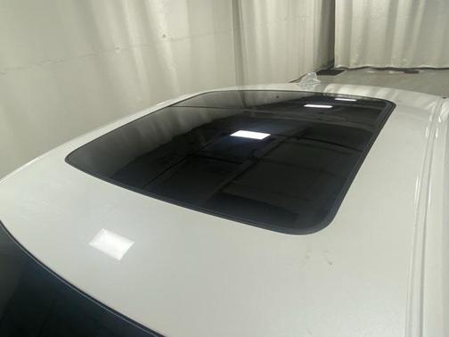 2025 Volvo S60 Plug-In Hybrid T8 Ultra